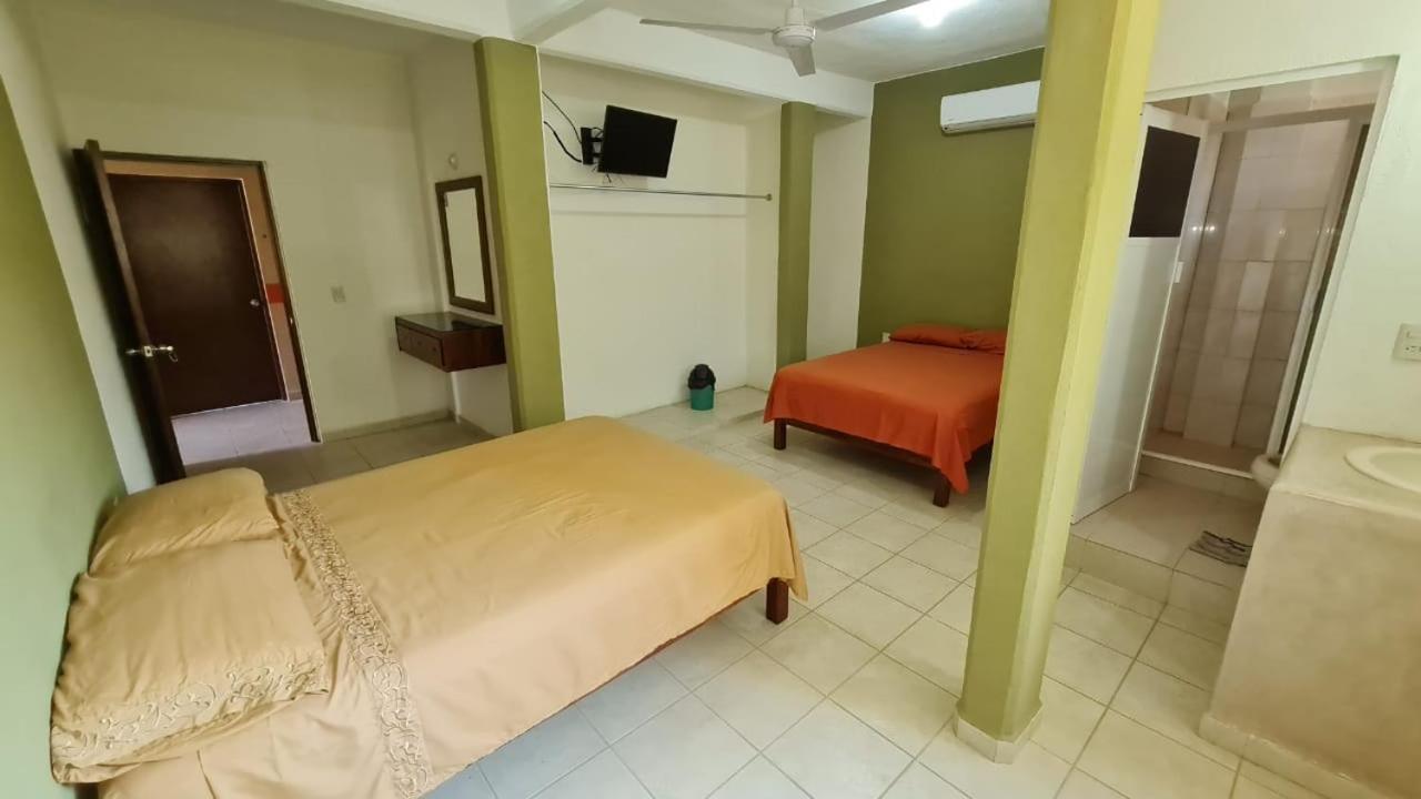 Posada Playa Linda Ixtapa  Bagian luar foto